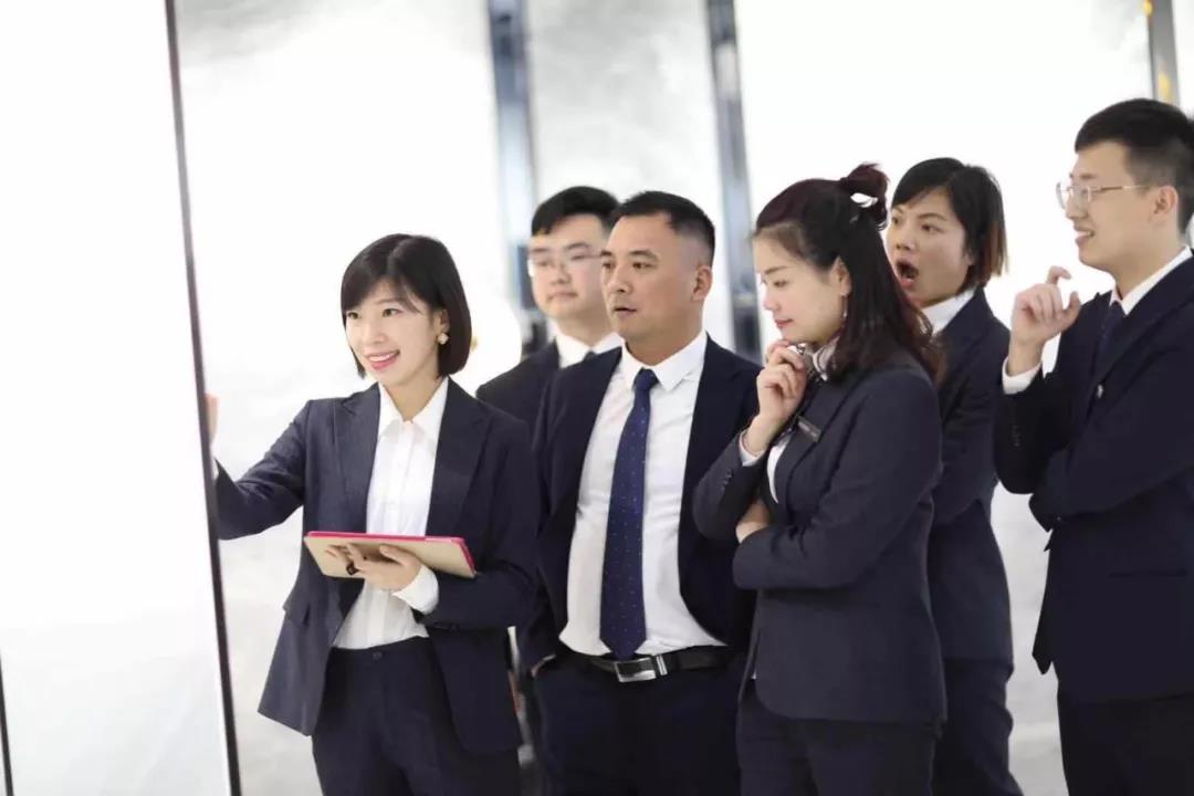 教師節(jié)|恒基商學(xué)院，“磚”讓你不凡！